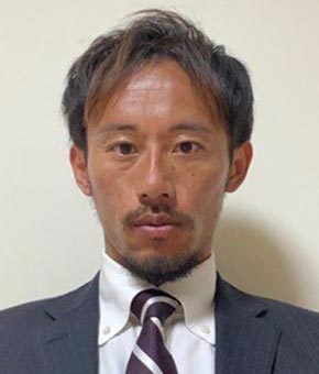 越智 亮介